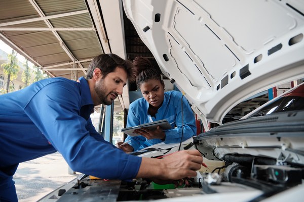 Centre de contrôle technique pour véhicules électriques et hybrides, Port-Saint-Louis-du-Rhône, Contrôle Technique AUTOSUR