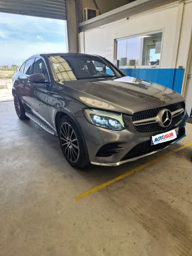 Contrôle technique d'une voiture Hybride près de FOS-SUR-MER, Port-Saint-Louis-du-Rhône, Contrôle Technique AUTOSUR