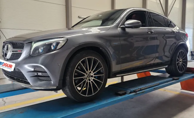 Contrôle technique d'une voiture Hybride près de FOS-SUR-MER, Port-Saint-Louis-du-Rhône, Contrôle Technique AUTOSUR
