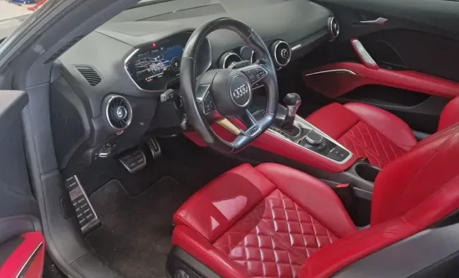 Contrôle technique d'une sportive Audi TT près de Arles, Port-Saint-Louis-du-Rhône, Contrôle Technique AUTOSUR